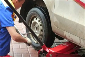 佛山附近拖车24小时服务热线电话