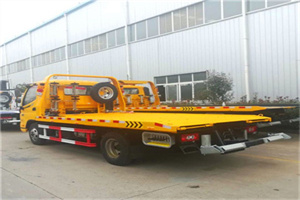 佛山附近拖车救援搭电